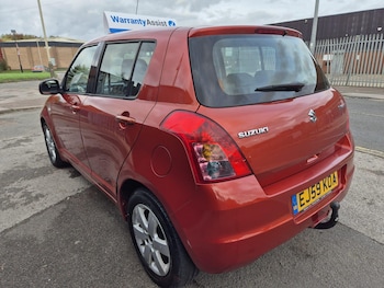Used Suzuki Swift 2009 for sale - 76296028: Photo