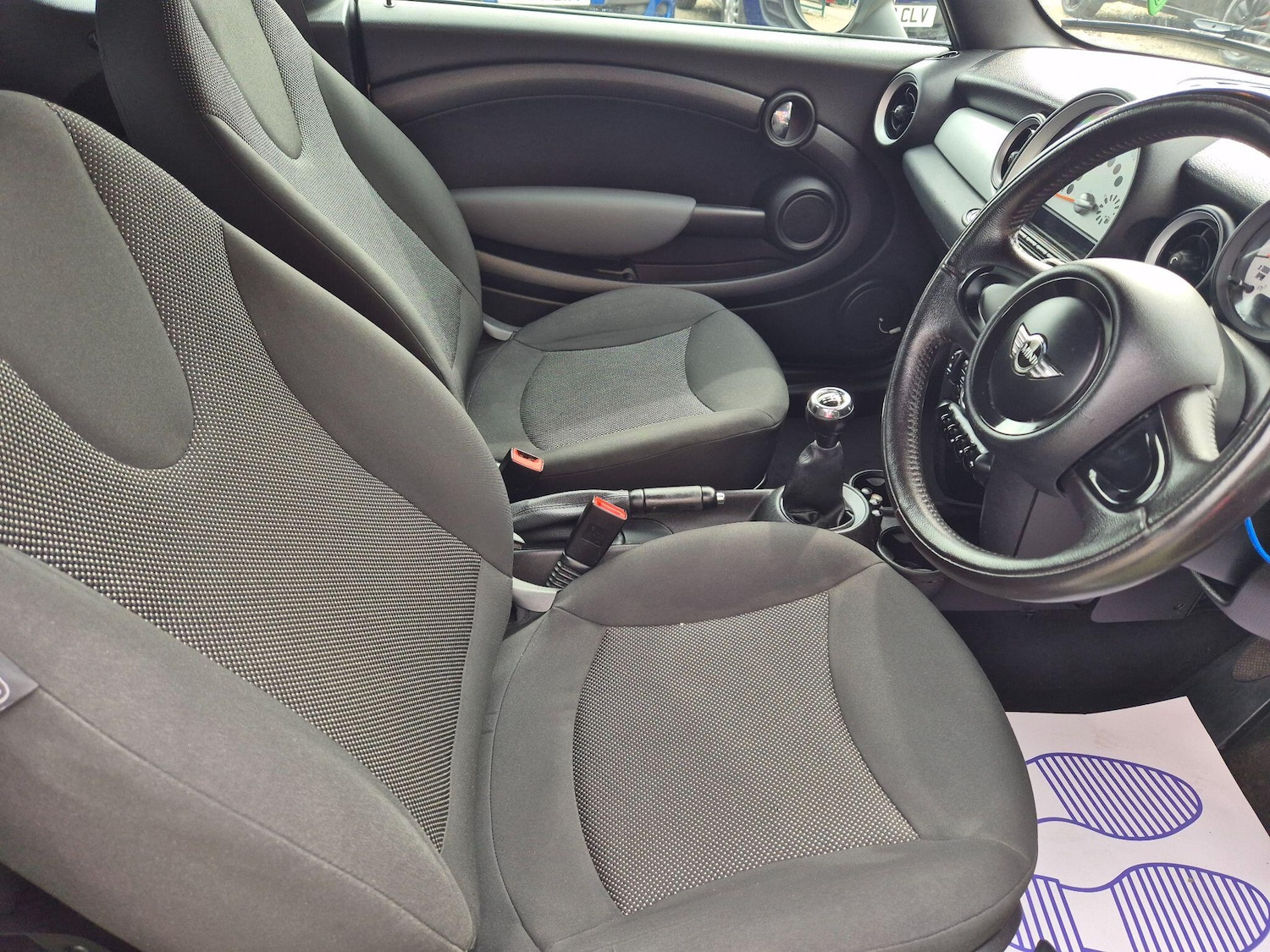 Used MINI Convertible 2012 for sale - 78205124: Photo 15