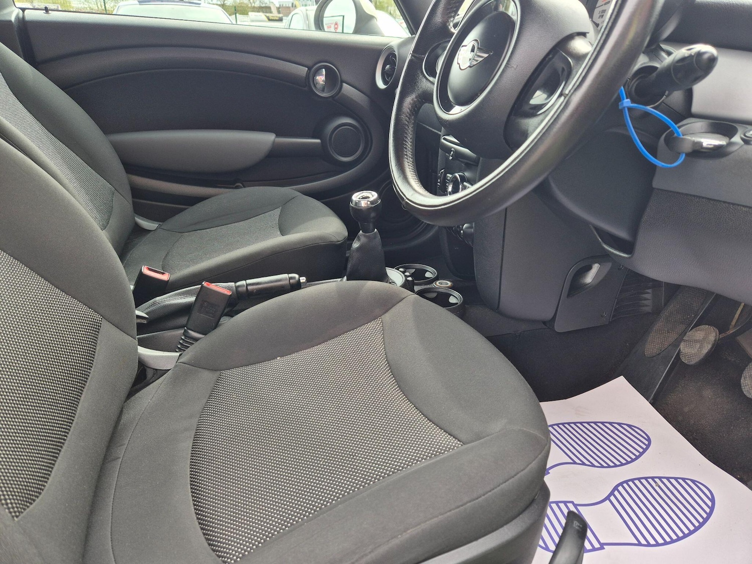 Used MINI Convertible 2012 for sale - 78205124: Photo 16