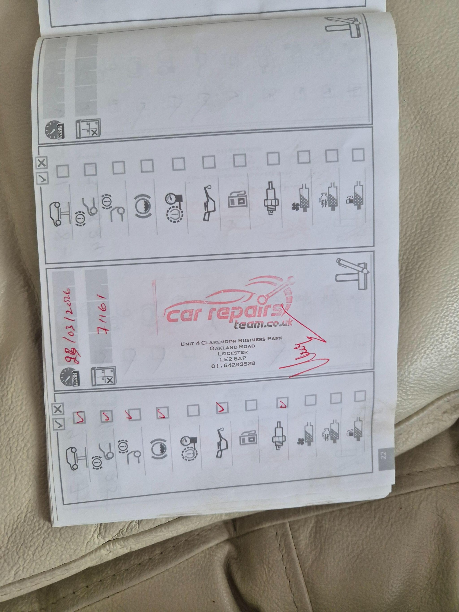 Used MINI Convertible 2012 for sale - 78205124: Photo 32