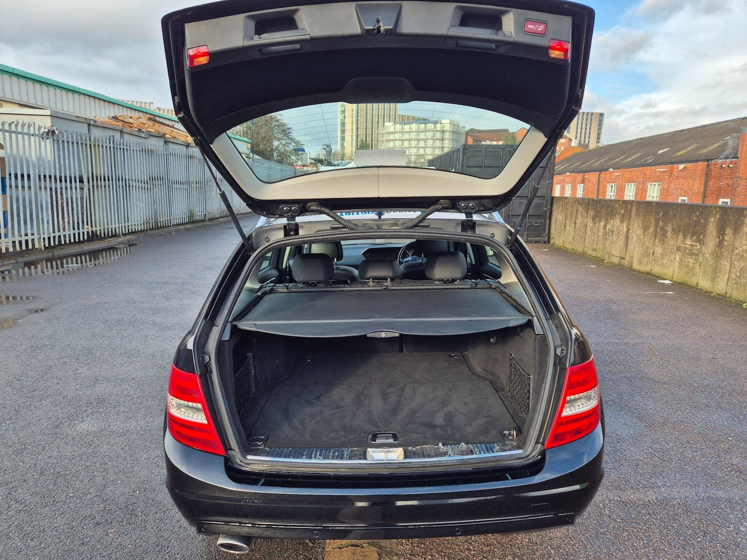 Used Mercedes-Benz C Class for sale - 77242787: Photo 42