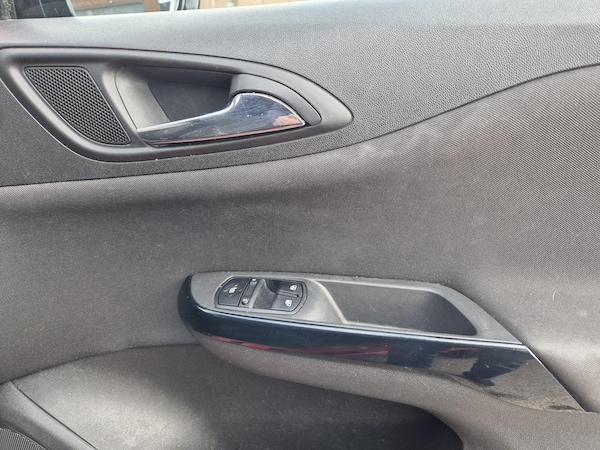 Used Vauxhall Corsa 2015 for sale - 76295525: Photo 25