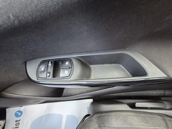 Used Vauxhall Corsa 2015 for sale - 76295525: Photo 49