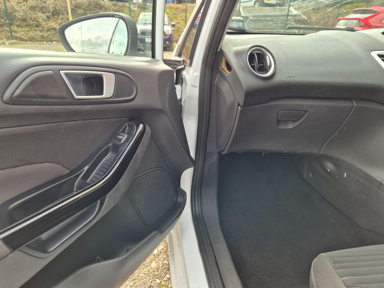 Used Ford Fiesta 2014 for sale - 77784760: Photo 14