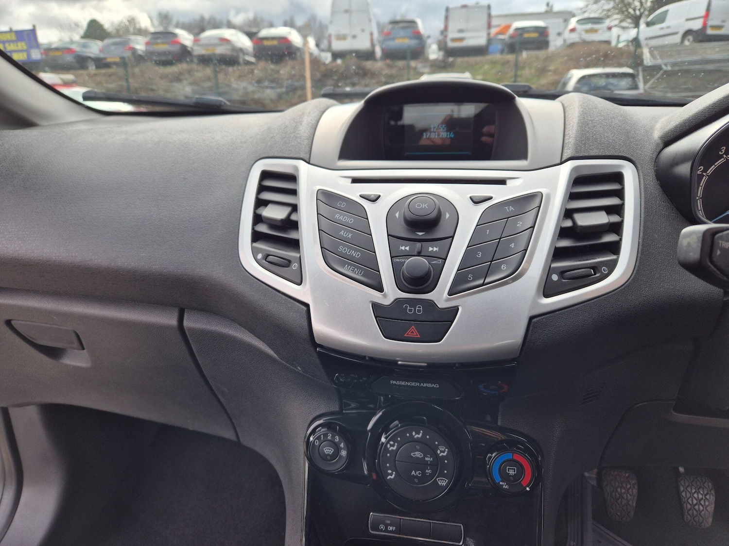 Used Ford Fiesta 2014 for sale - 77784760: Photo 6