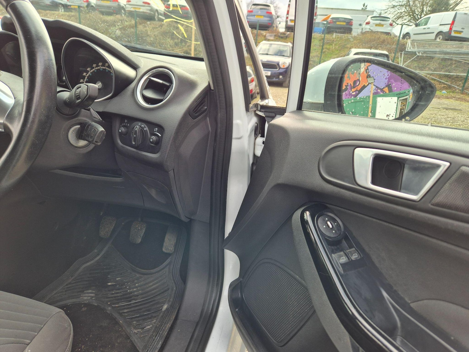 Used Ford Fiesta 2014 for sale - 77784760: Photo 8