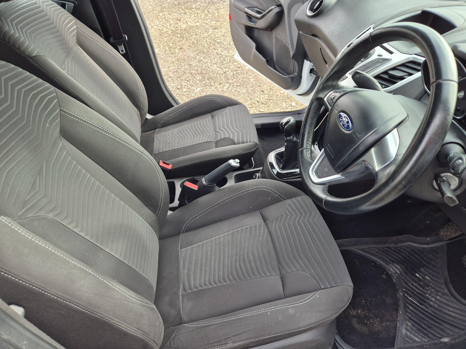 Used Ford Fiesta 2014 for sale - 77784760: Photo 9