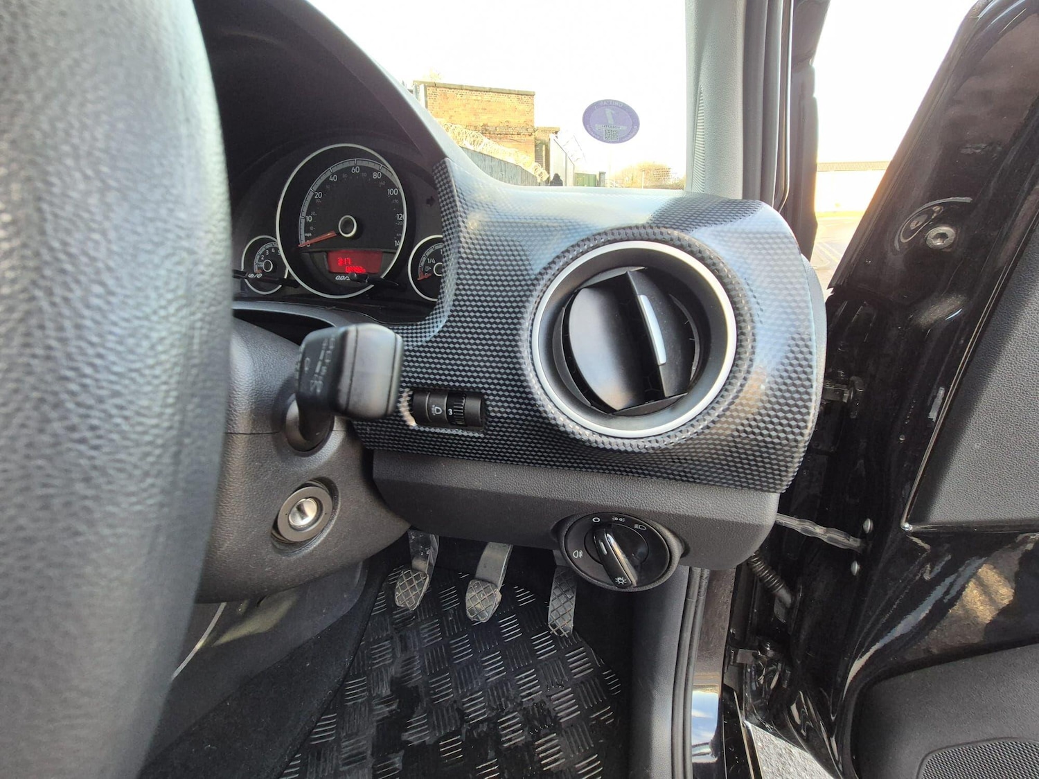 Used Volkswagen up! 2018 for sale - 76619936: Photo 17