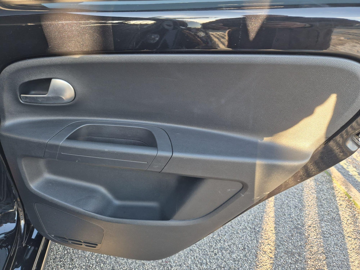 Used Volkswagen up! 2018 for sale - 76619936: Photo 21