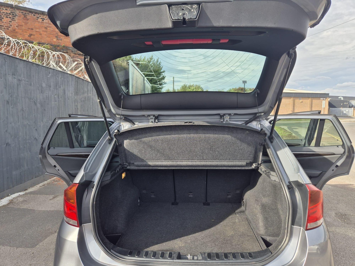 Used BMW X1 2011 for sale - 77320886: Photo 59