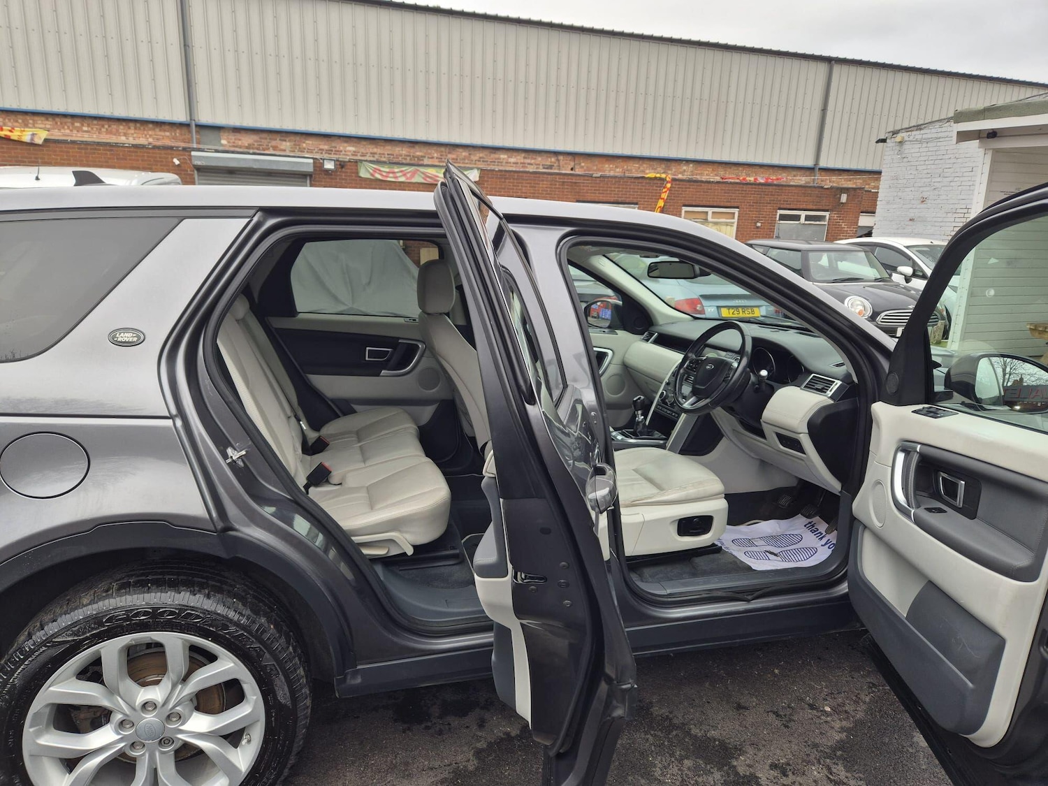 Used Land Rover Discovery Sport 2015 for sale - 77067143: Photo 10