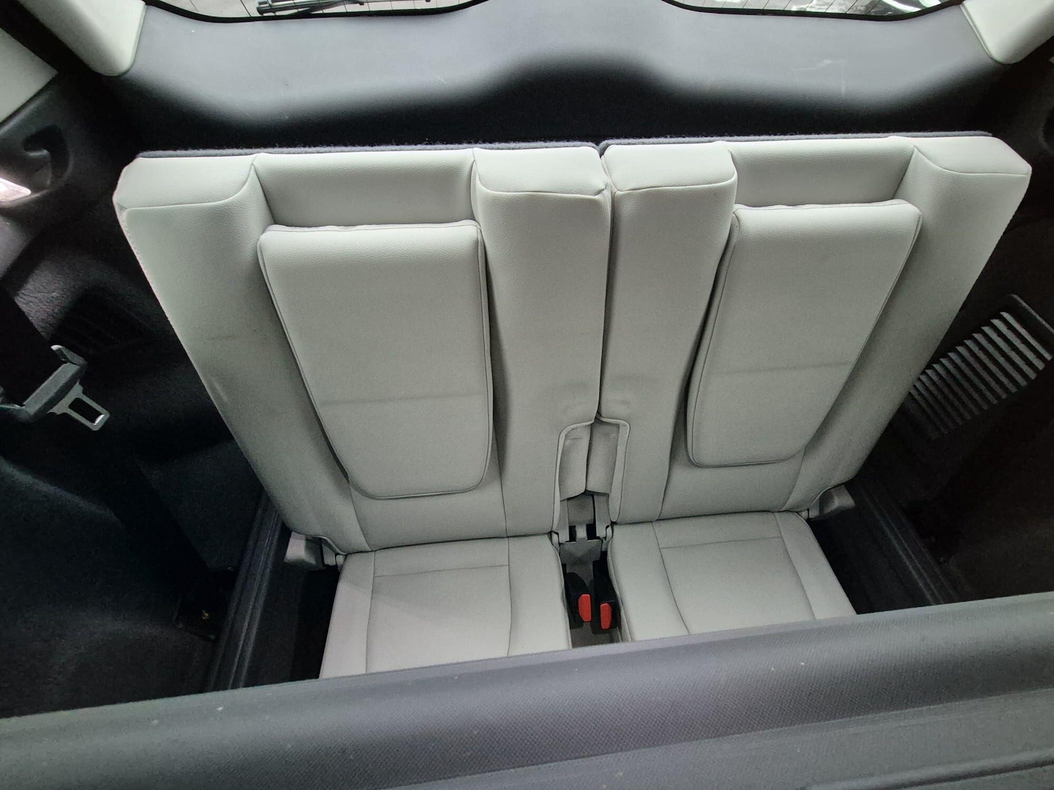 Used Land Rover Discovery Sport 2015 for sale - 77067143: Photo 17