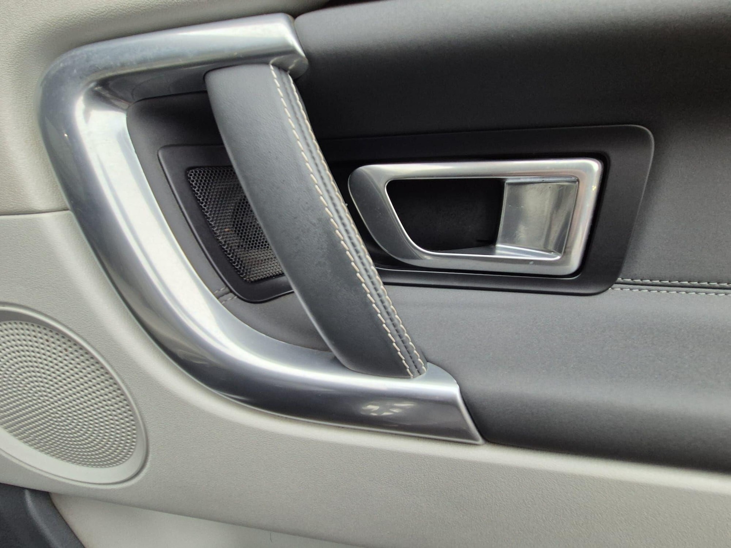 Used Land Rover Discovery Sport 2015 for sale - 77067143: Photo 29