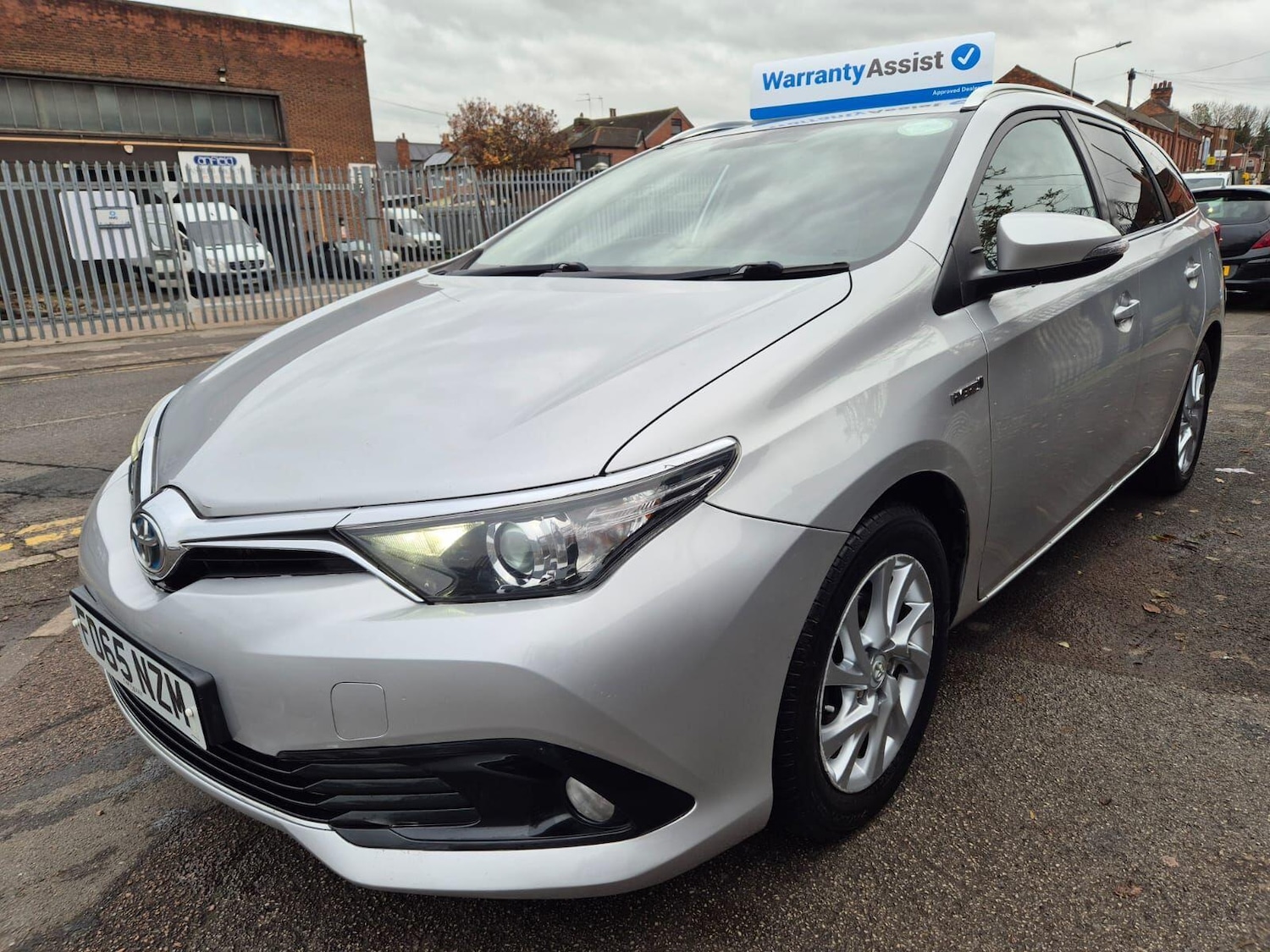 Used Toyota Auris 2016 for sale - 76549939: Photo 2