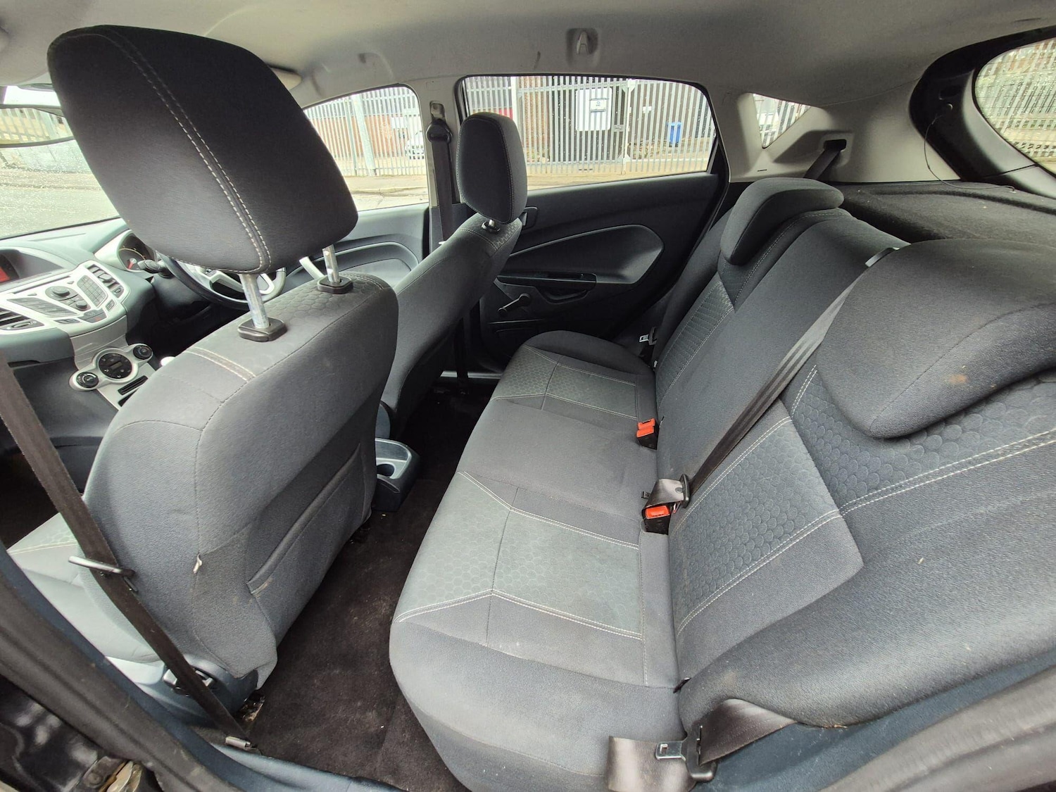 Used Ford Fiesta 2010 for sale - 76499395: Photo 22