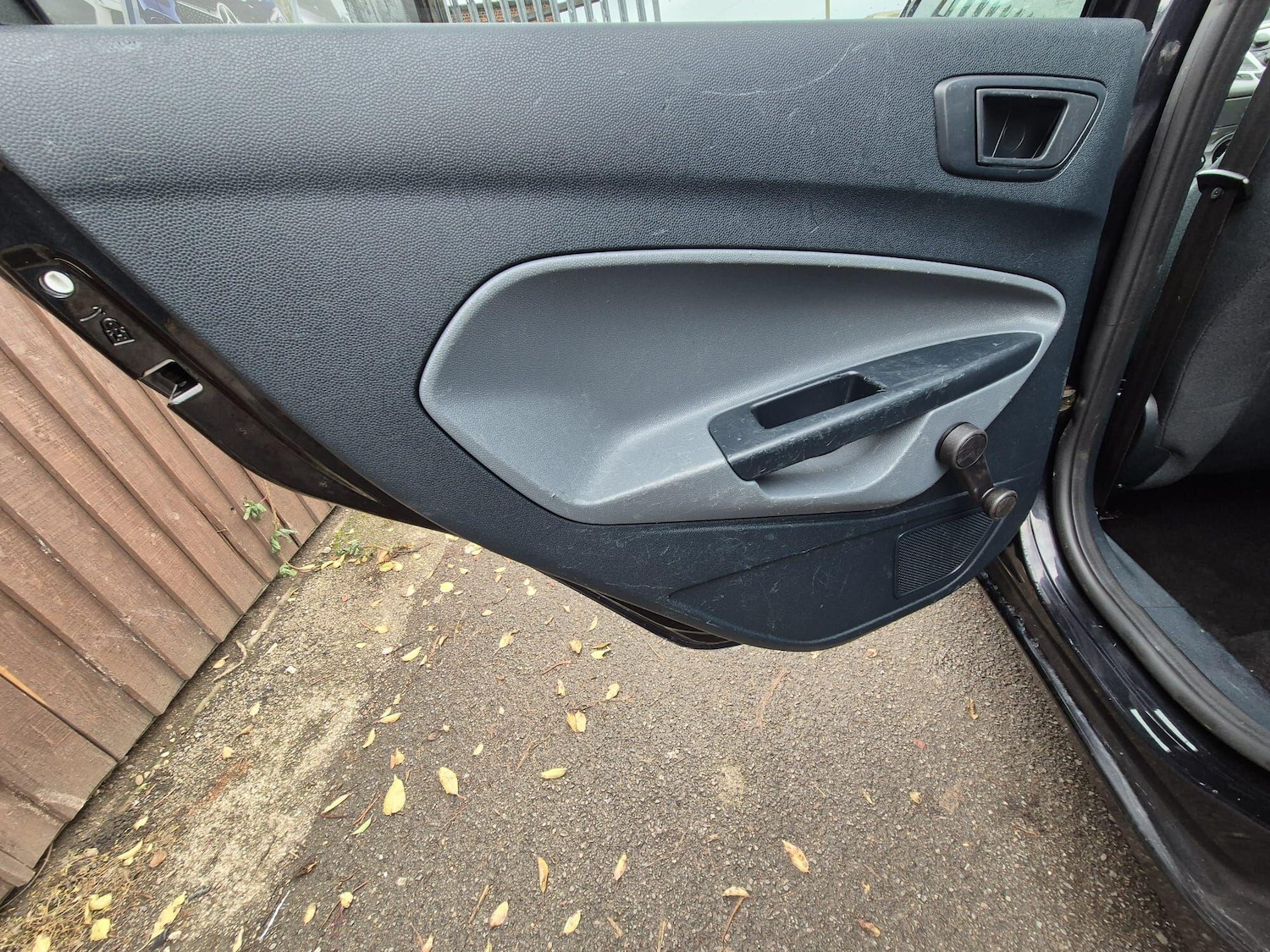 Used Ford Fiesta 2010 for sale - 76499395: Photo 29