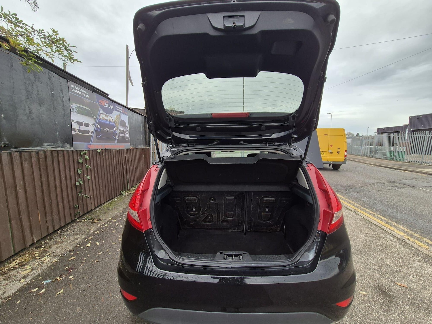 Used Ford Fiesta 2010 for sale - 76499395: Photo 40