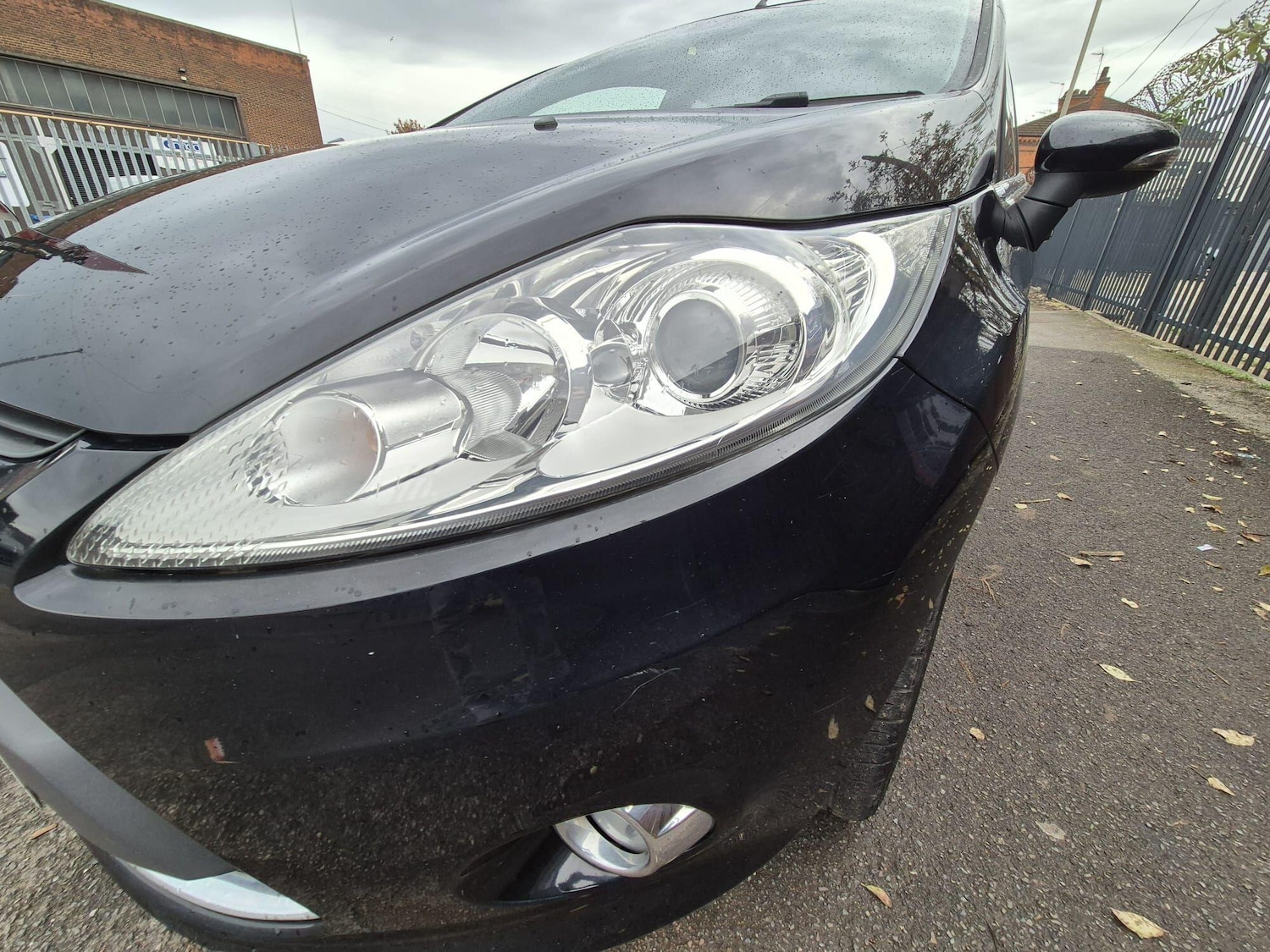 Used Ford Fiesta 2010 for sale - 76499395: Photo 44