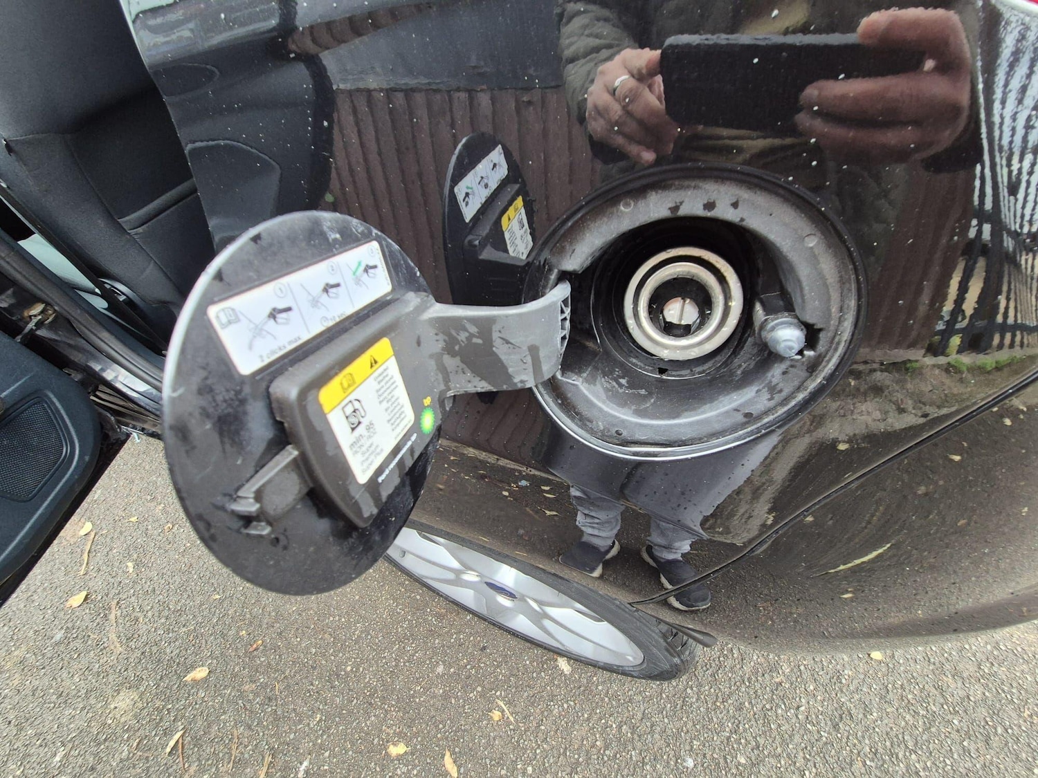 Used Ford Fiesta 2010 for sale - 76499395: Photo 53