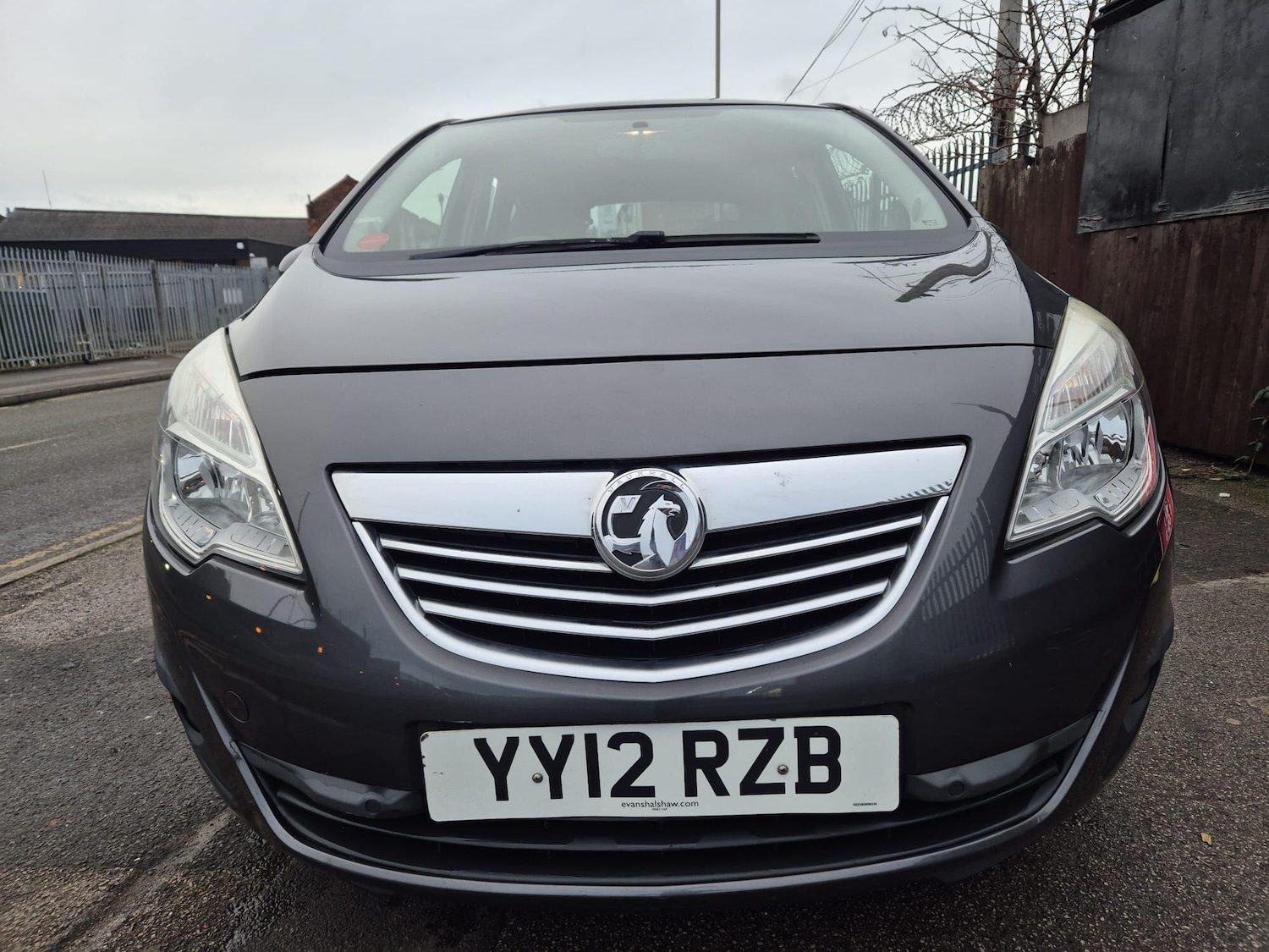 Used Vauxhall Meriva 2012 for sale - 76850318: Photo 2