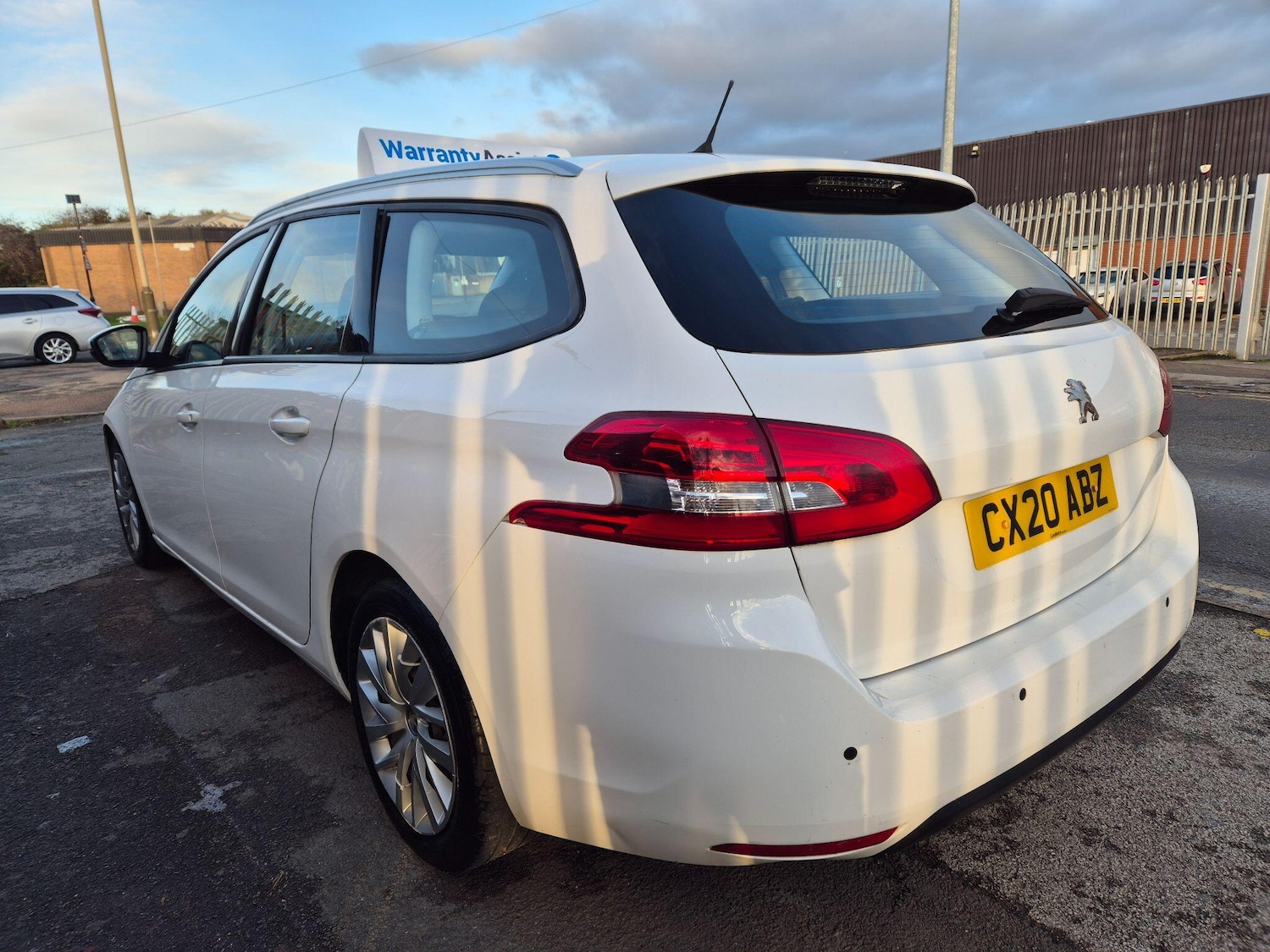 Used Peugeot 308 2020 for sale - 76666847: Photo 2