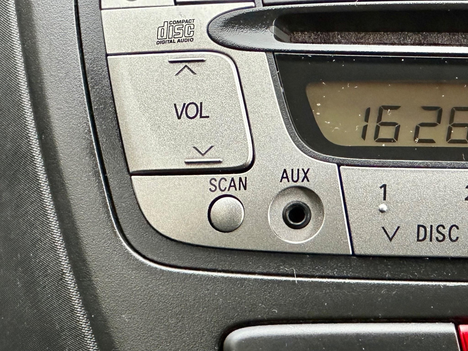 Used Peugeot 107 2012 for sale - 76282993: Photo 19