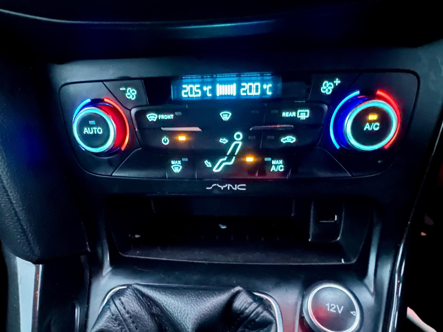 Used Ford Focus 2015 for sale - 76990332: Photo 4