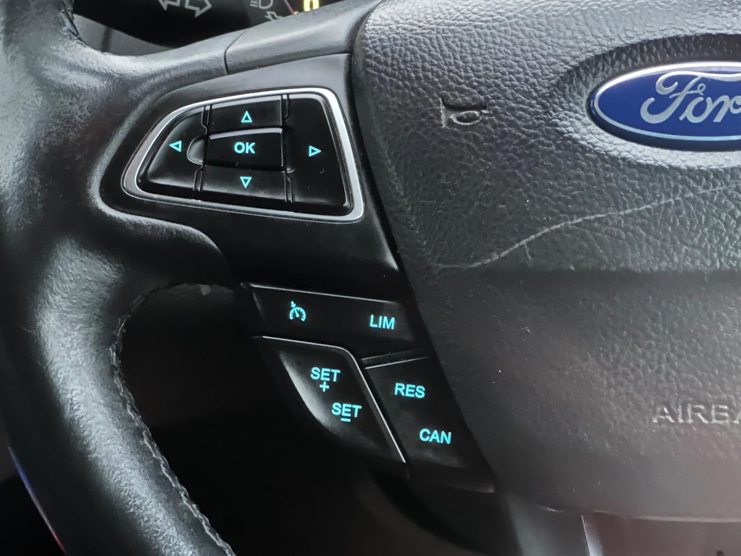 Used Ford Focus 2015 for sale - 76990332: Photo 8