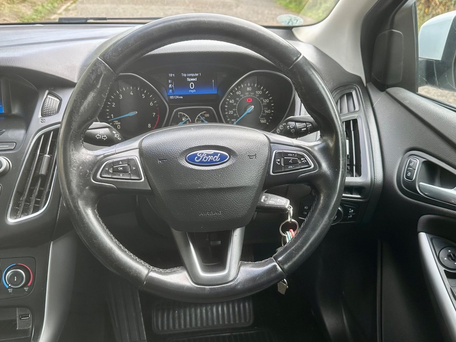 Used Ford Focus 2015 for sale - 76294740: Photo 31