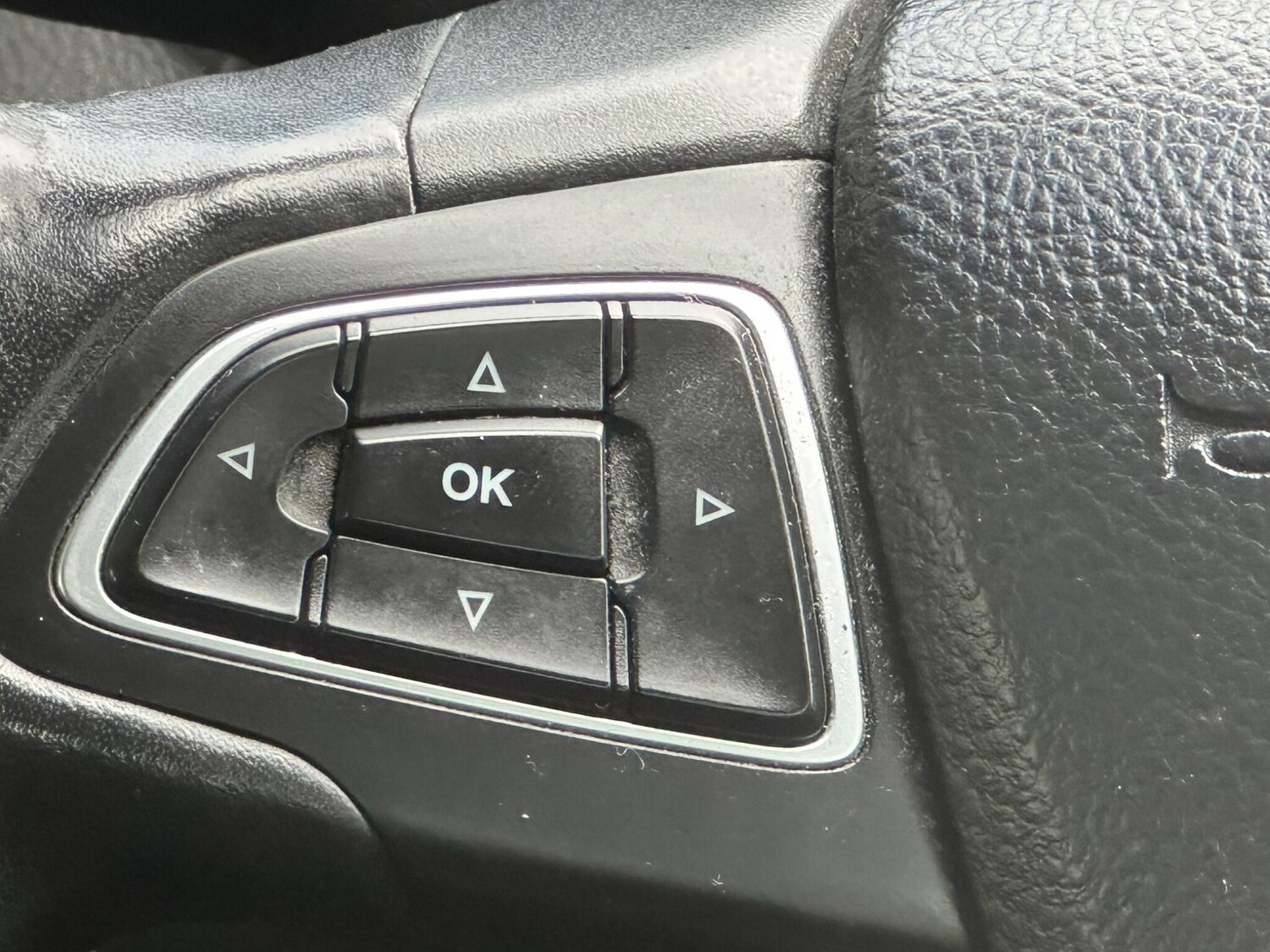 Used Ford Focus 2015 for sale - 76294740: Photo 32