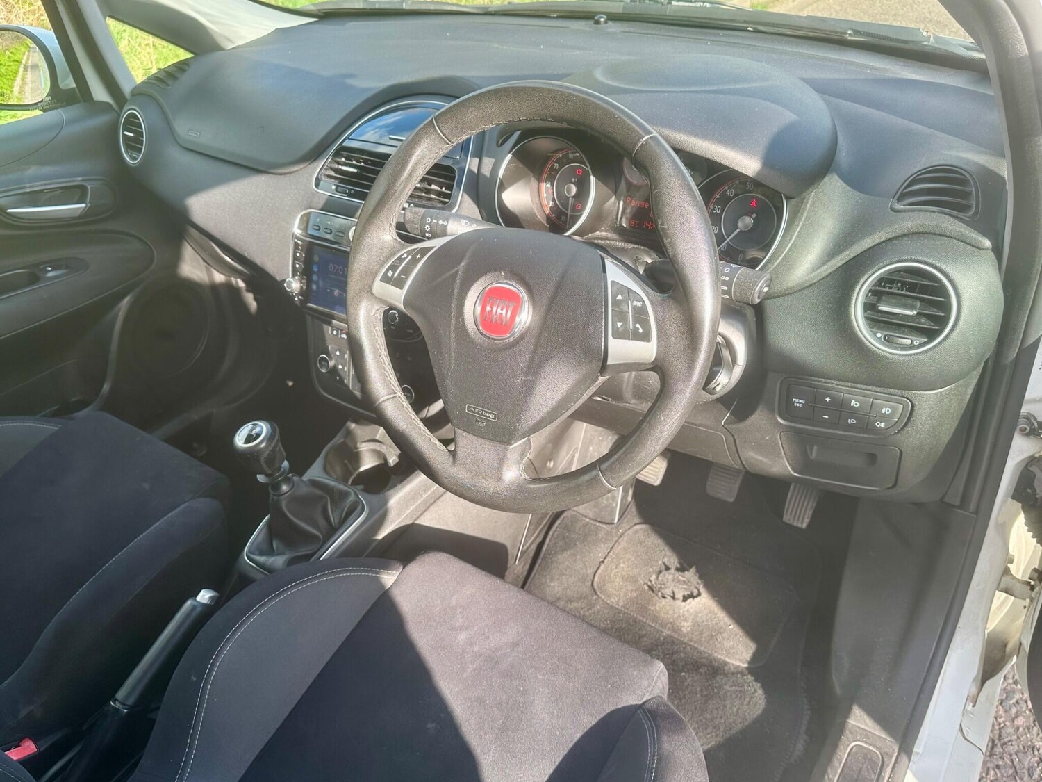 Used Fiat Punto 2013 for sale - 77839405: Photo 35