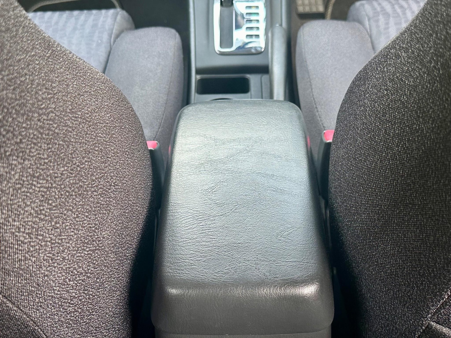 Used Toyota Corolla 2003 for sale - 76990266: Photo 49