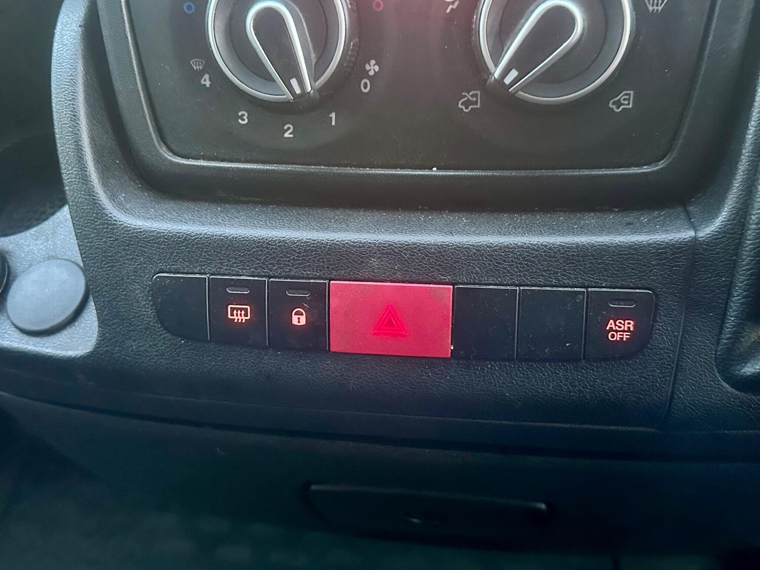 Used Peugeot Boxer 2021 for sale - 76380633: Photo 29