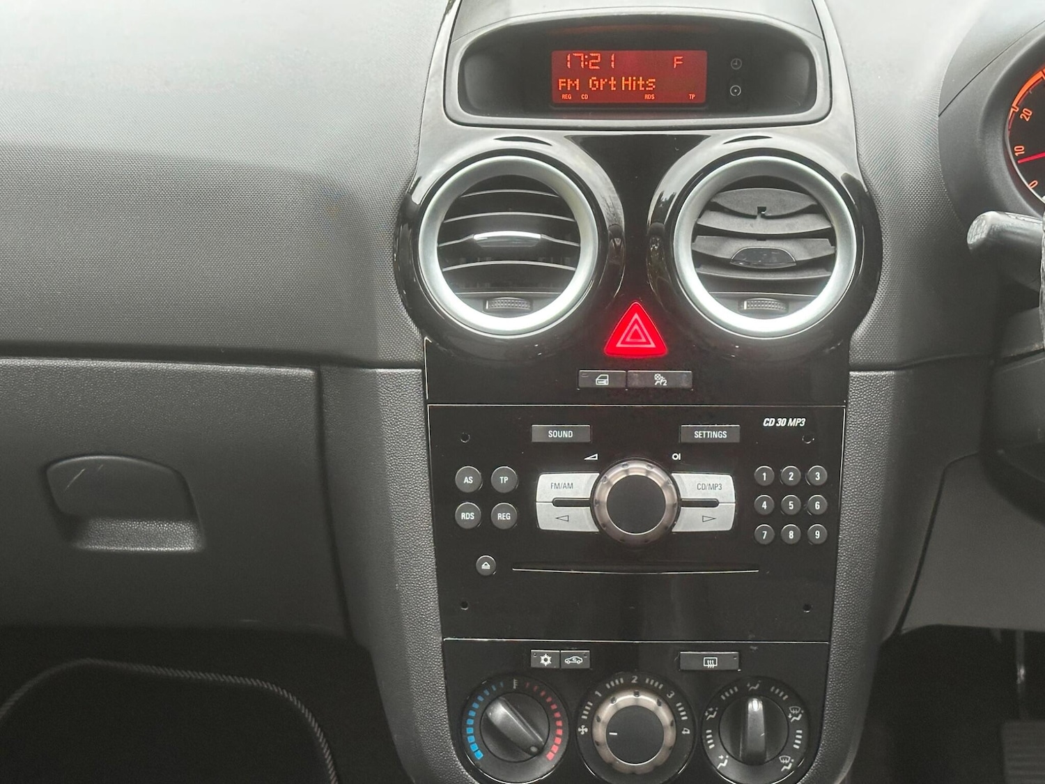 Used Vauxhall Corsa for sale - 76993595: Photo 22