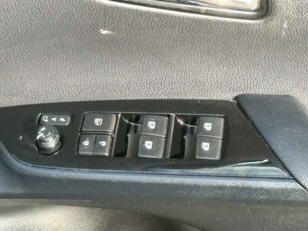 Used Toyota Prius 2017 for sale - 76295529: Photo 14