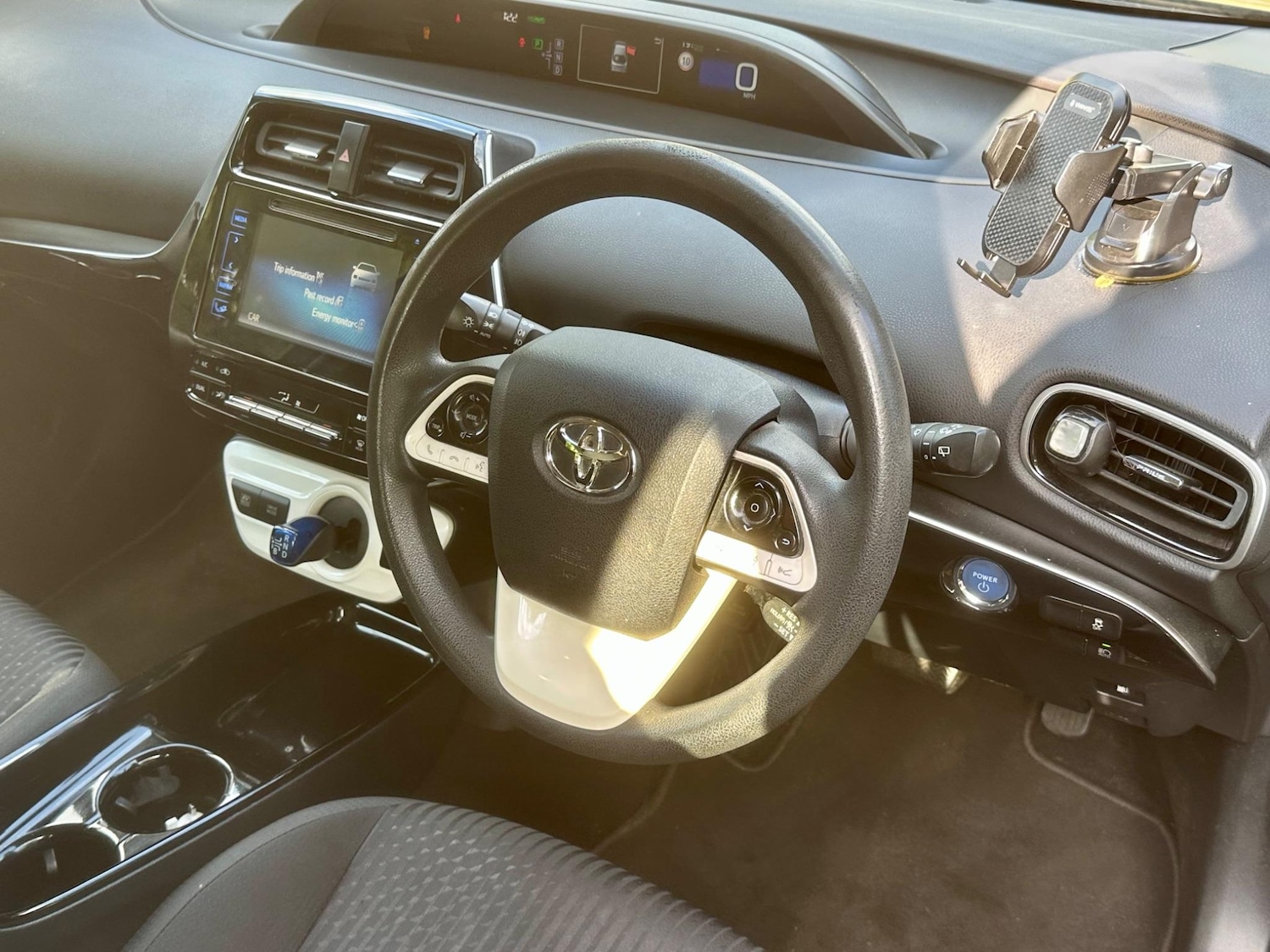 Used Toyota Prius 2017 for sale - 76295529: Photo 22