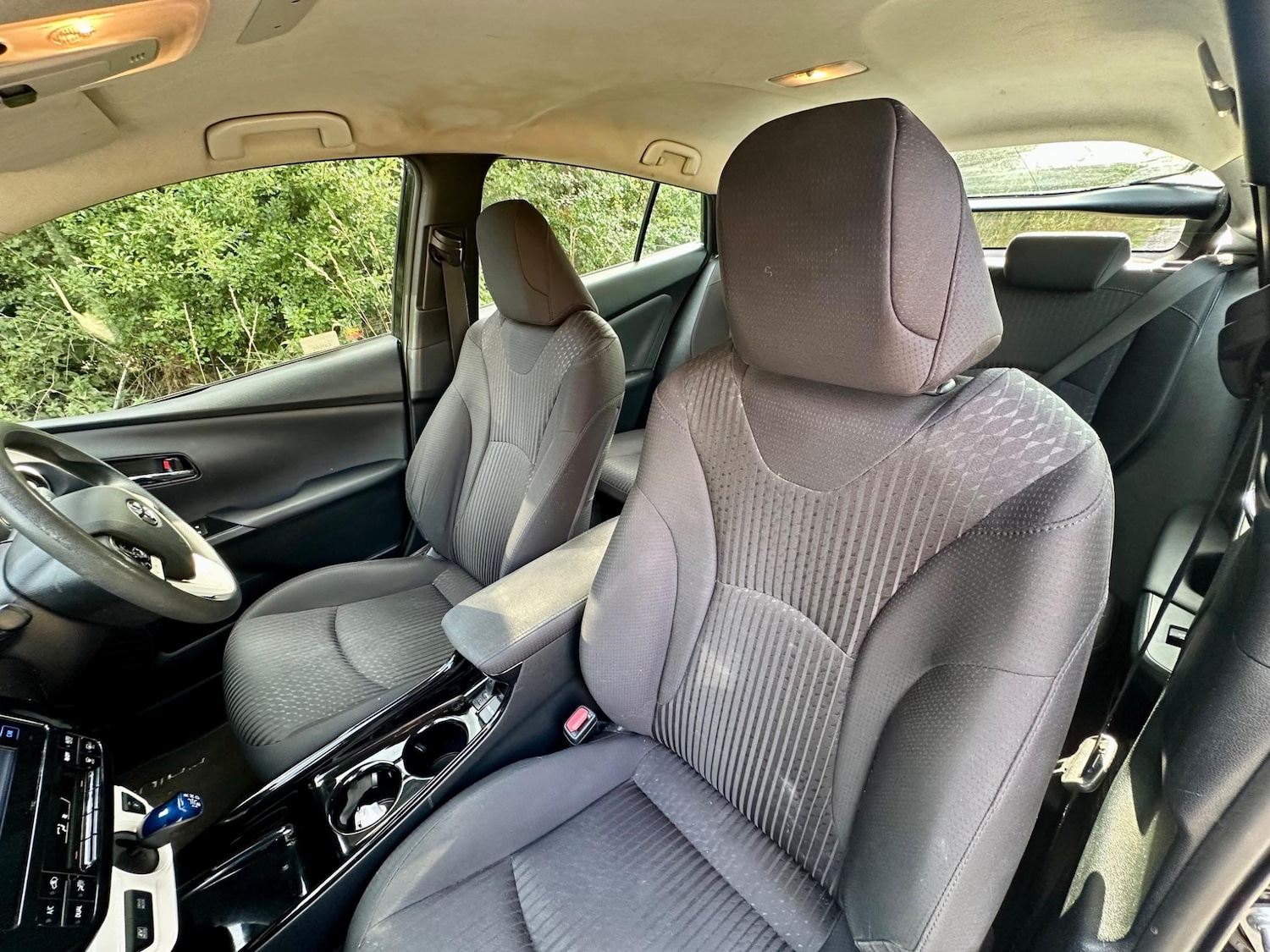 Used Toyota Prius 2017 for sale - 76295529: Photo 27