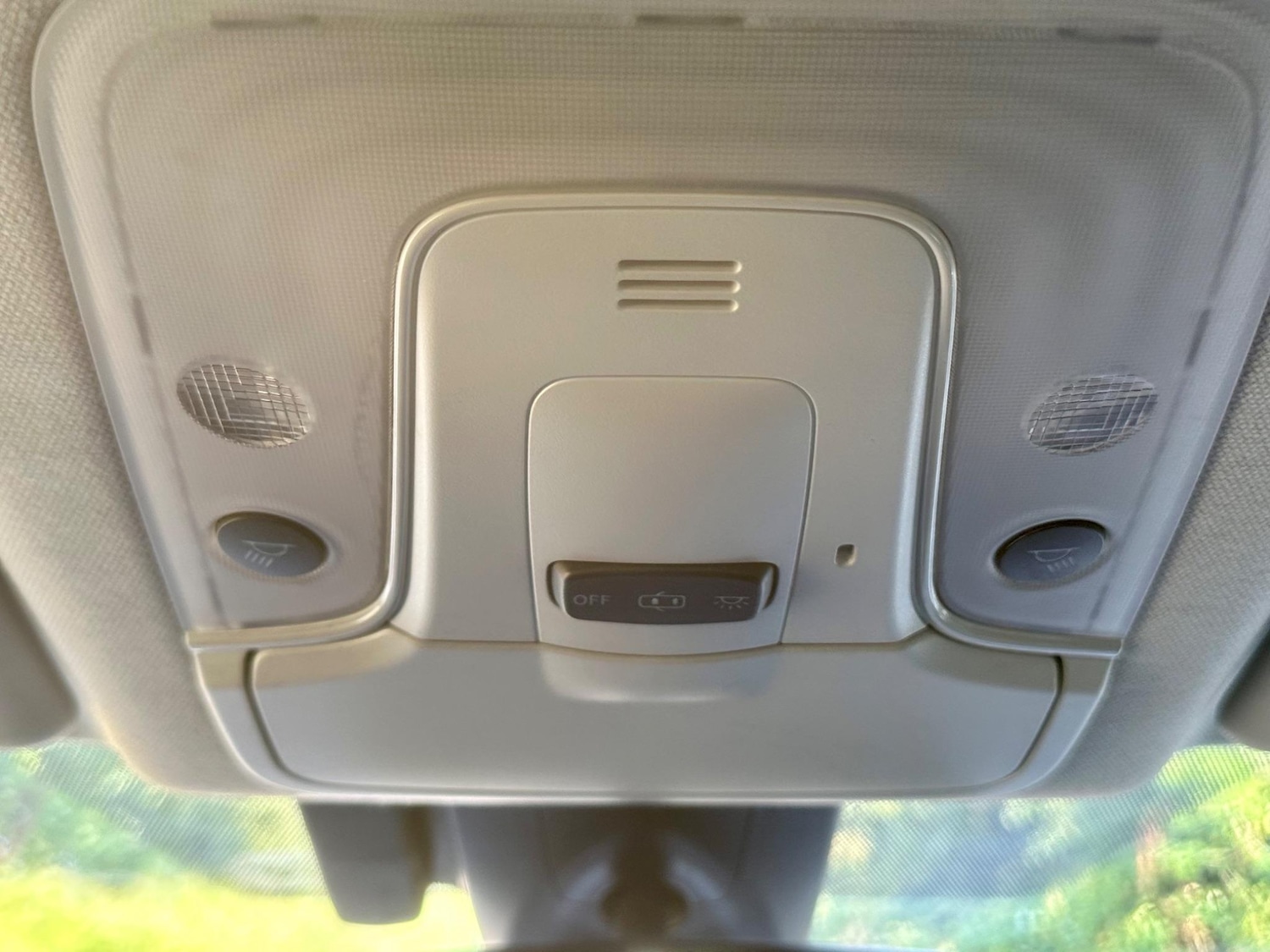 Used Toyota Prius 2017 for sale - 76295529: Photo 34