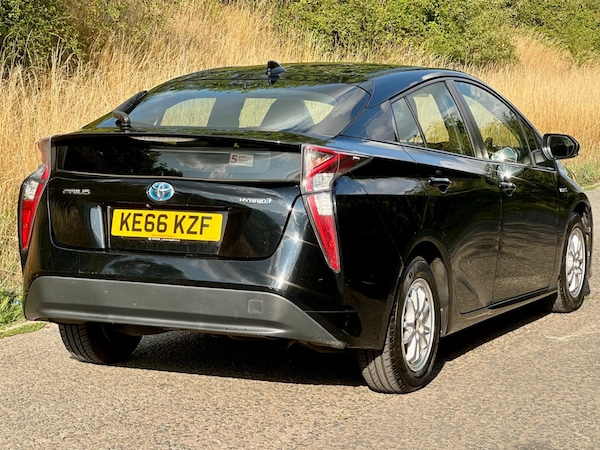 Used Toyota Prius 2017 for sale - 76295529: Photo 7