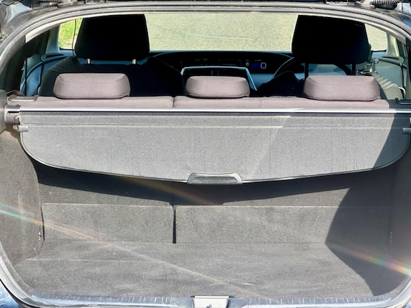 Used Toyota Prius 2017 for sale - 76295529: Photo 9