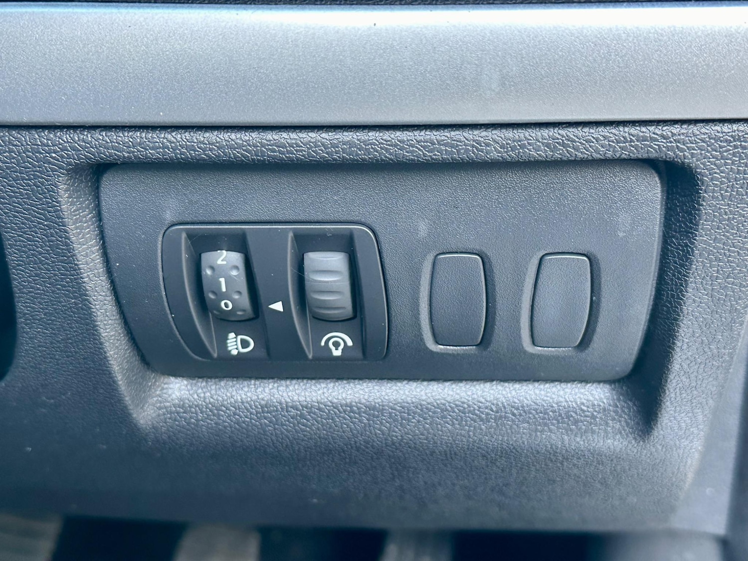 Used Renault Clio 2007 for sale - 76294981: Photo 31