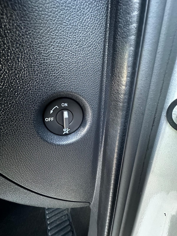 Used Renault Clio 2007 for sale - 76294981: Photo 34