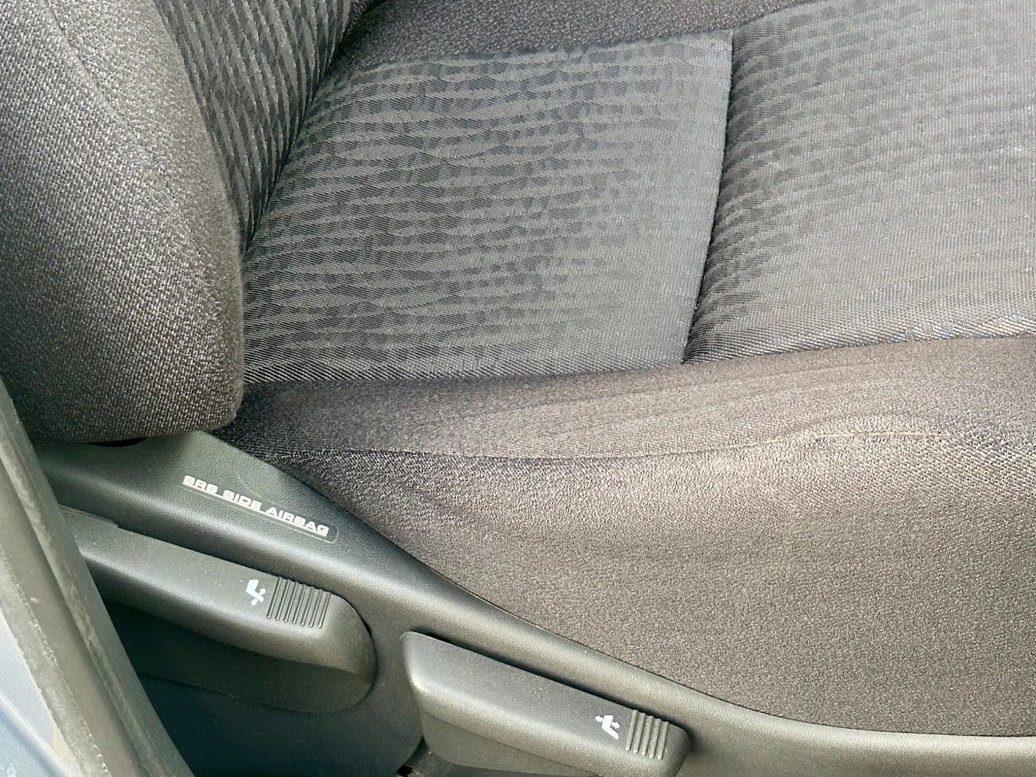 Used Toyota Corolla 2003 for sale - 76284227: Photo 29