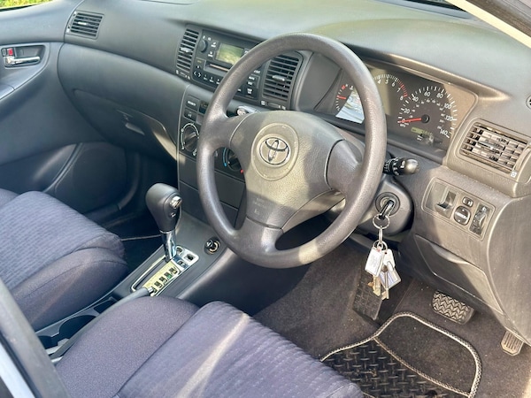 Used Toyota Corolla 2003 for sale - 76284227: Photo 3