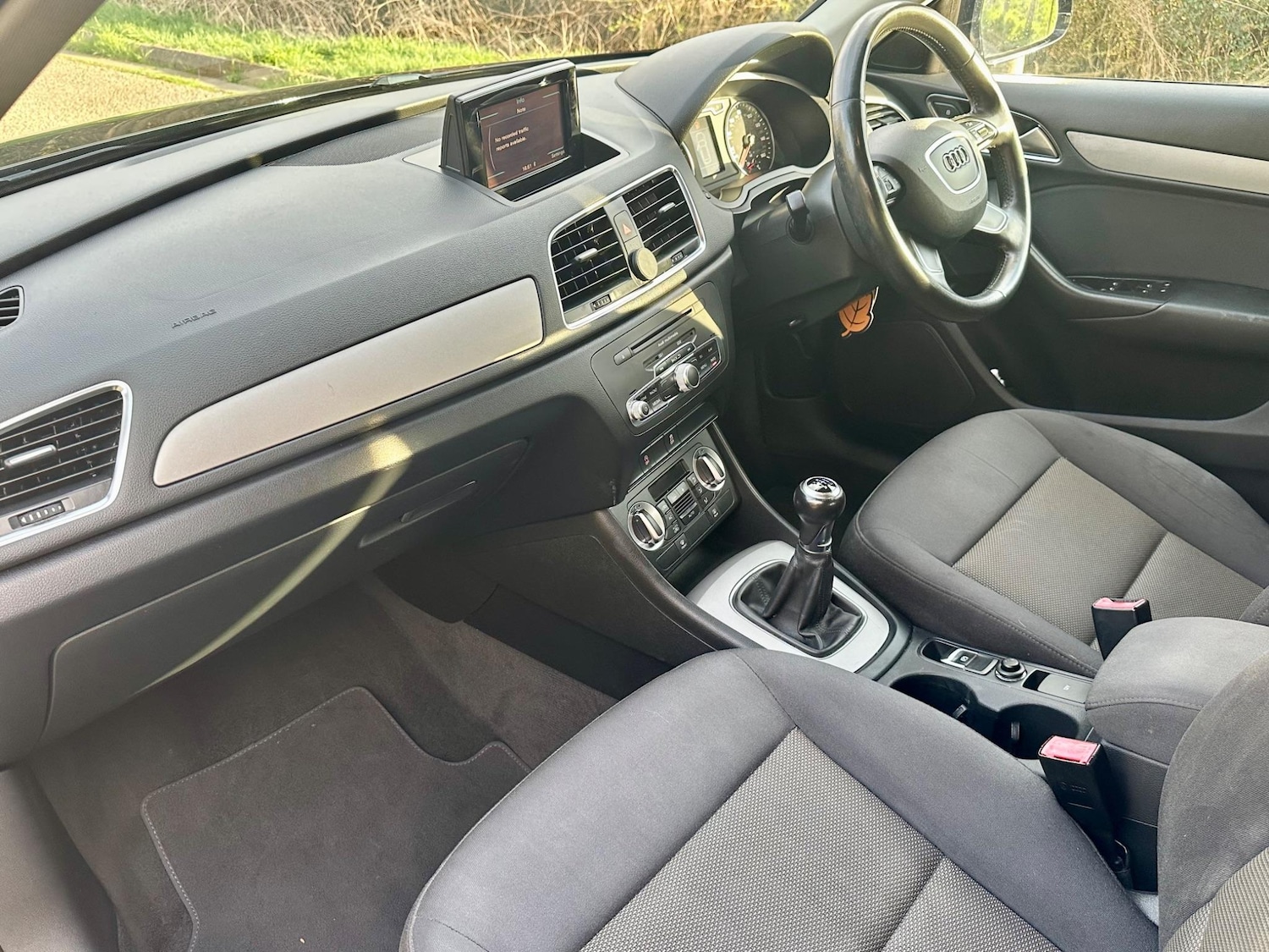 Used Audi Q3 2013 for sale - 76295926: Photo 21