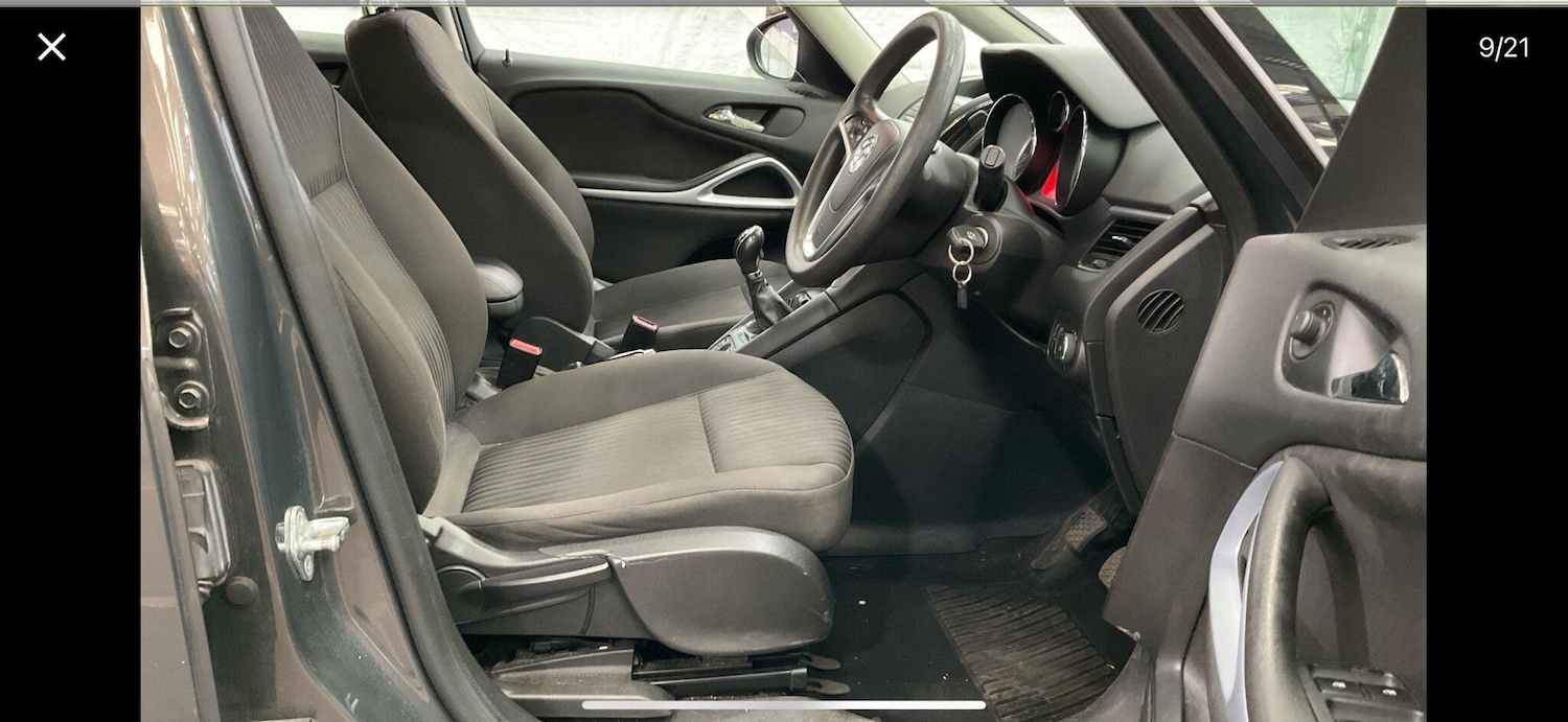 Used Vauxhall Zafira Tourer 2016 for sale - 76294589: Photo 8