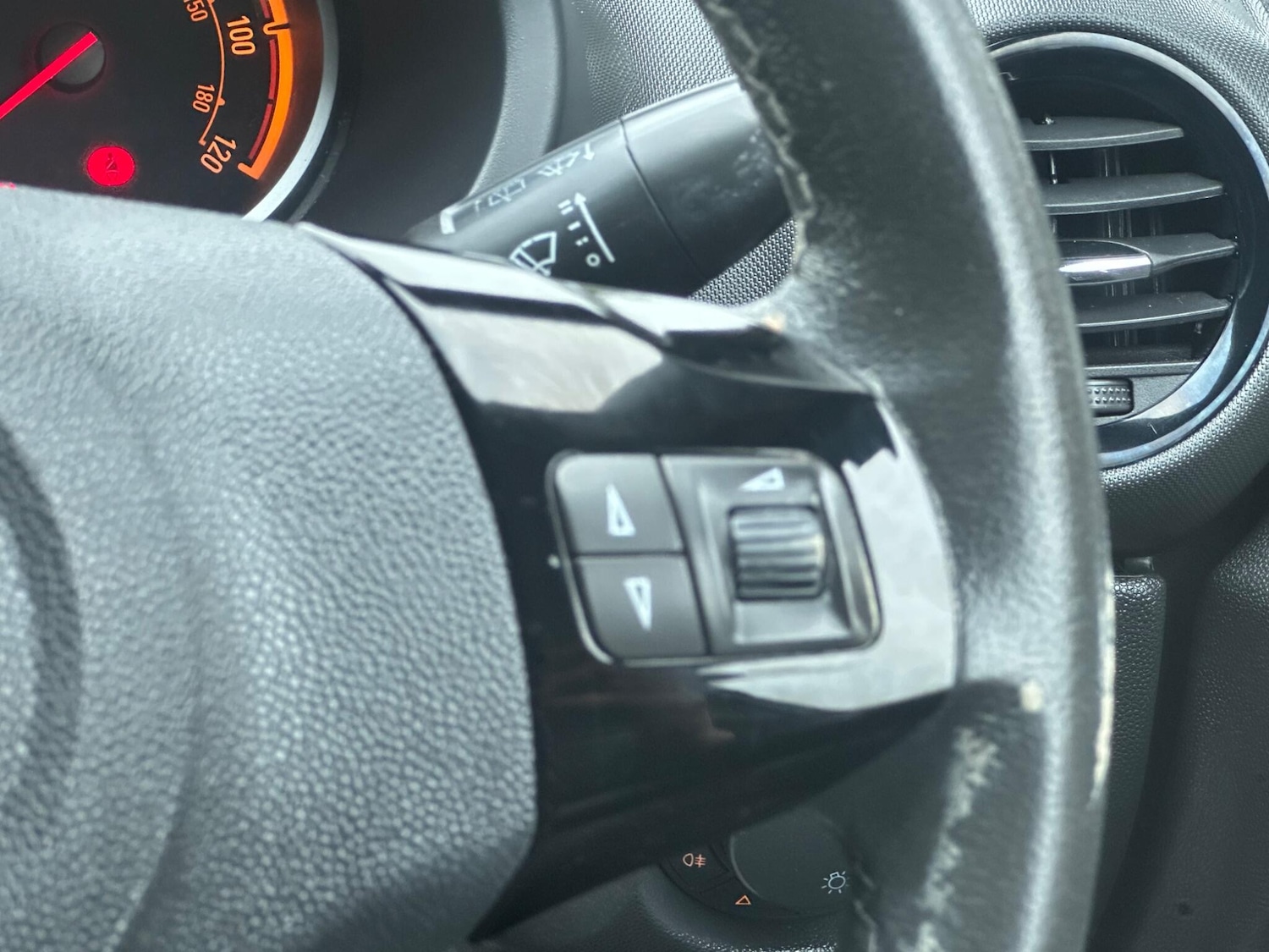 Used Vauxhall Corsa 2008 for sale - 76283441: Photo 29