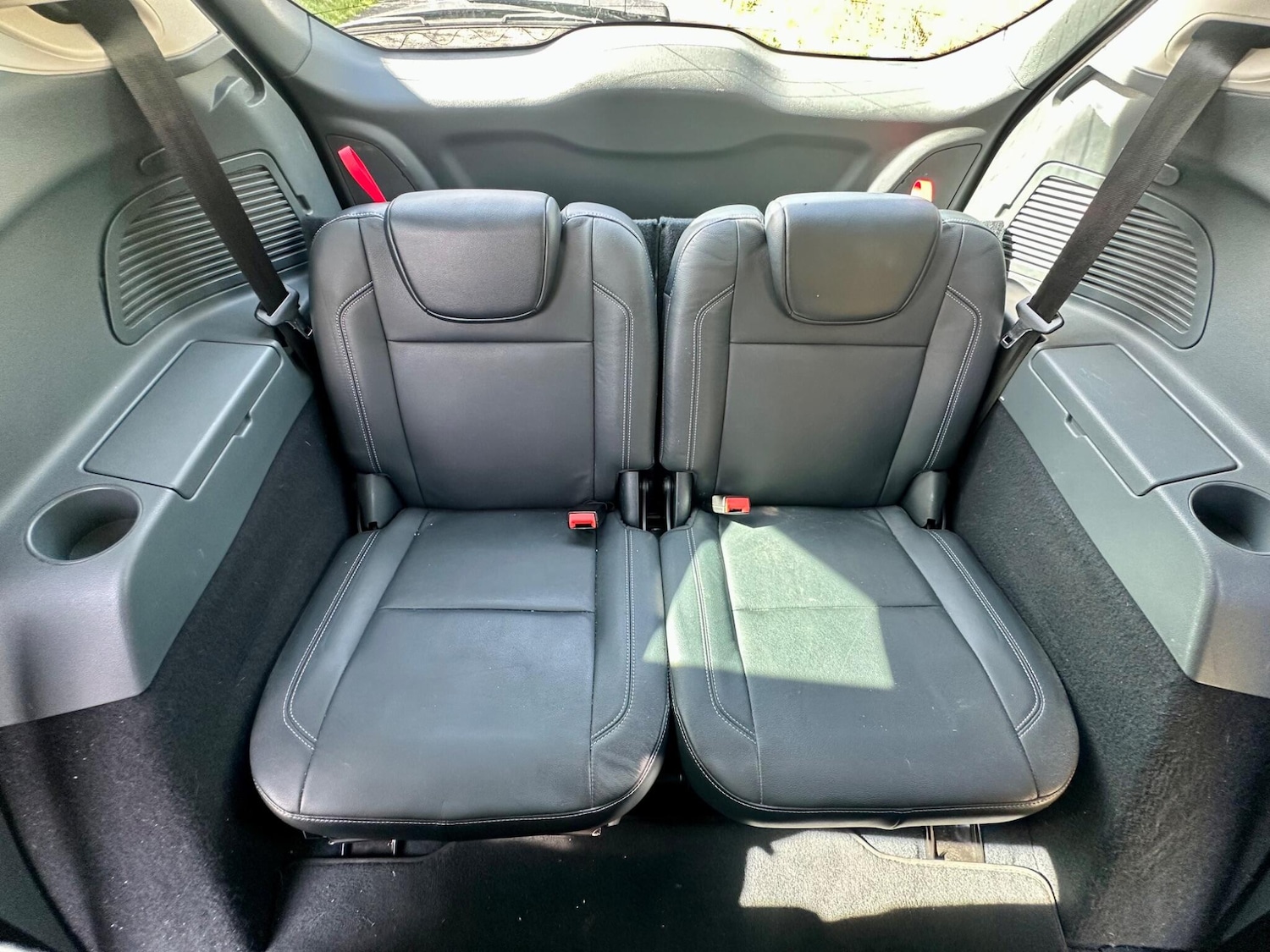 Used Ford Grand C-Max 2013 for sale - 76296128: Photo 16