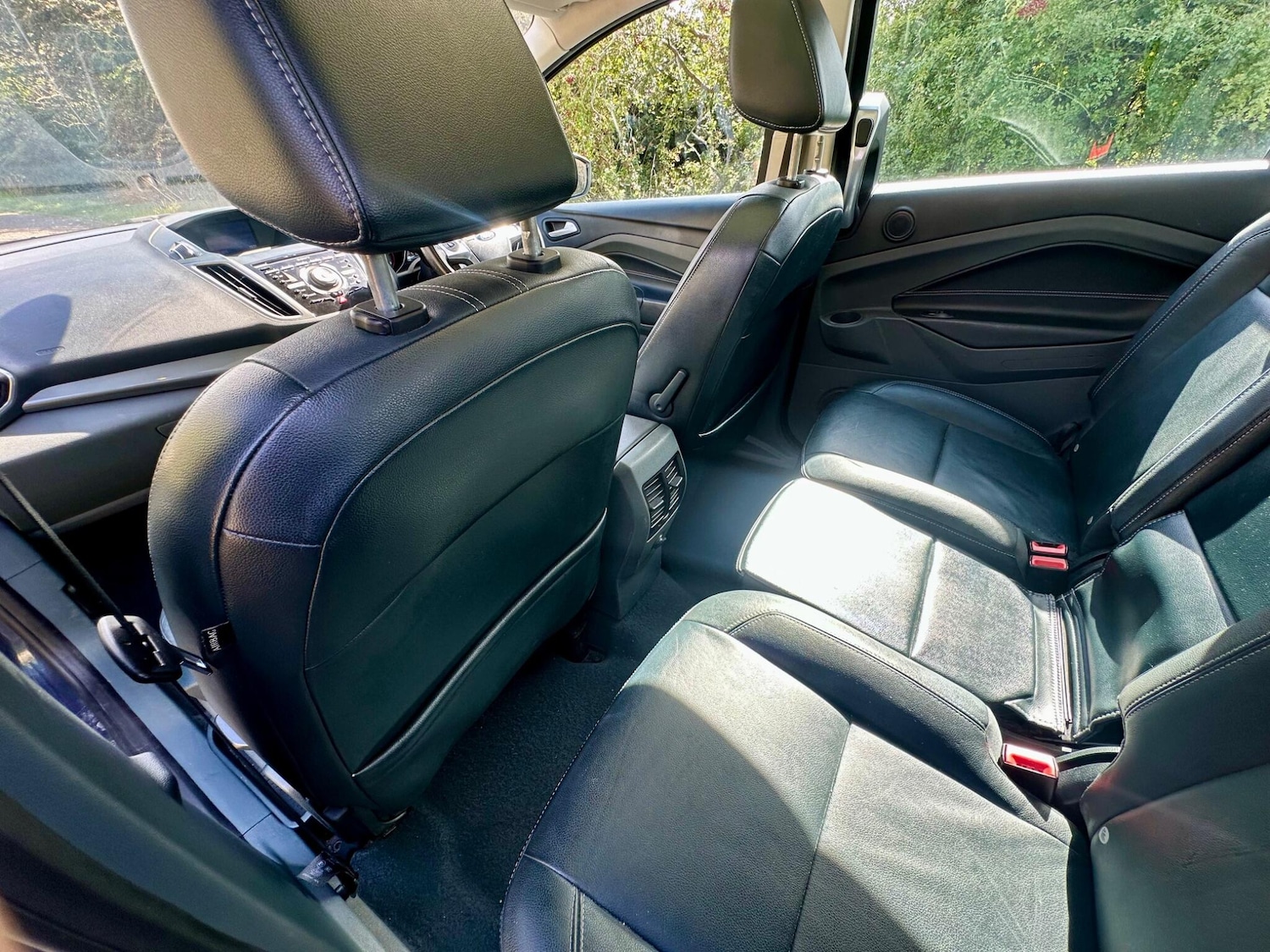 Used Ford Grand C-Max 2013 for sale - 76296128: Photo 18