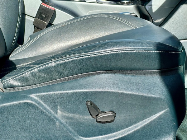 Used Ford Grand C-Max 2013 for sale - 76296128: Photo 23